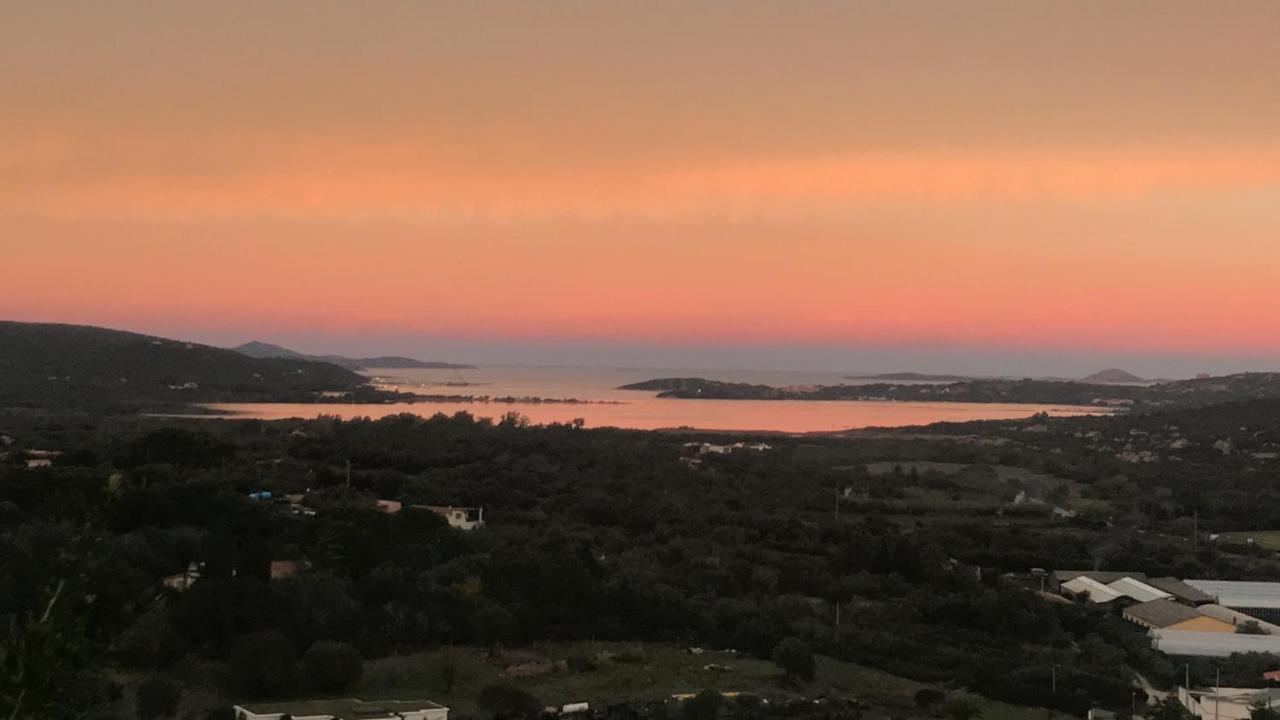 Monolocale Belvedere Su Porto Rotondo Куняна Екстериор снимка